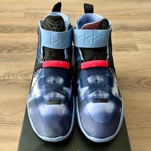 NWOT Kobe AD NXT FF Sneakers 11.5
